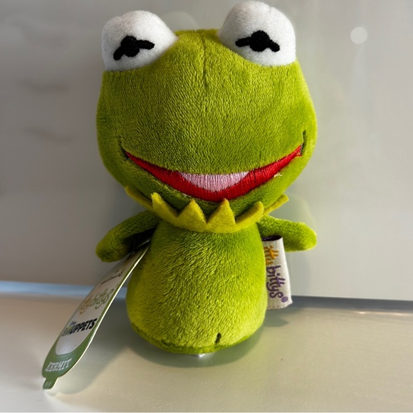 Disney Hallmark Itty Bitty Lime Green Kermit Plush - Picture 3 of 3